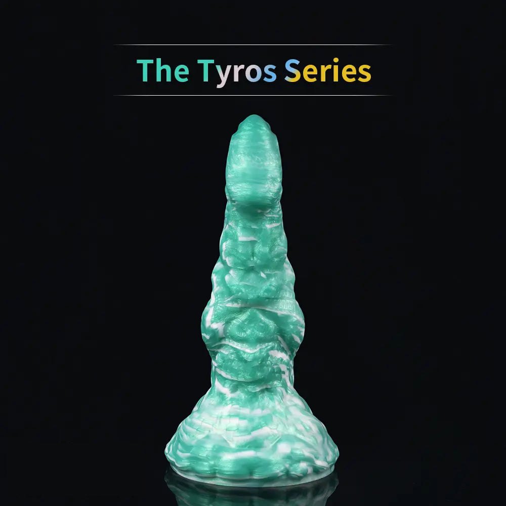 Ridged fantasy silicone dildo with suction cup base, photo 6