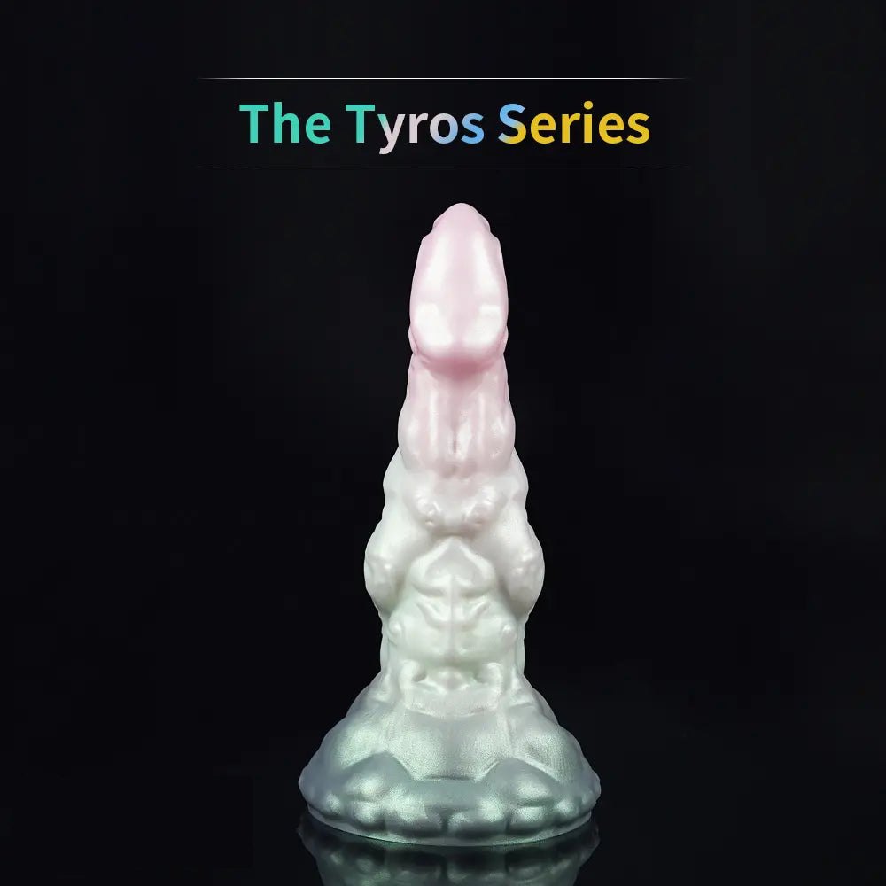 Ridged fantasy silicone dildo with suction cup base, photo 8