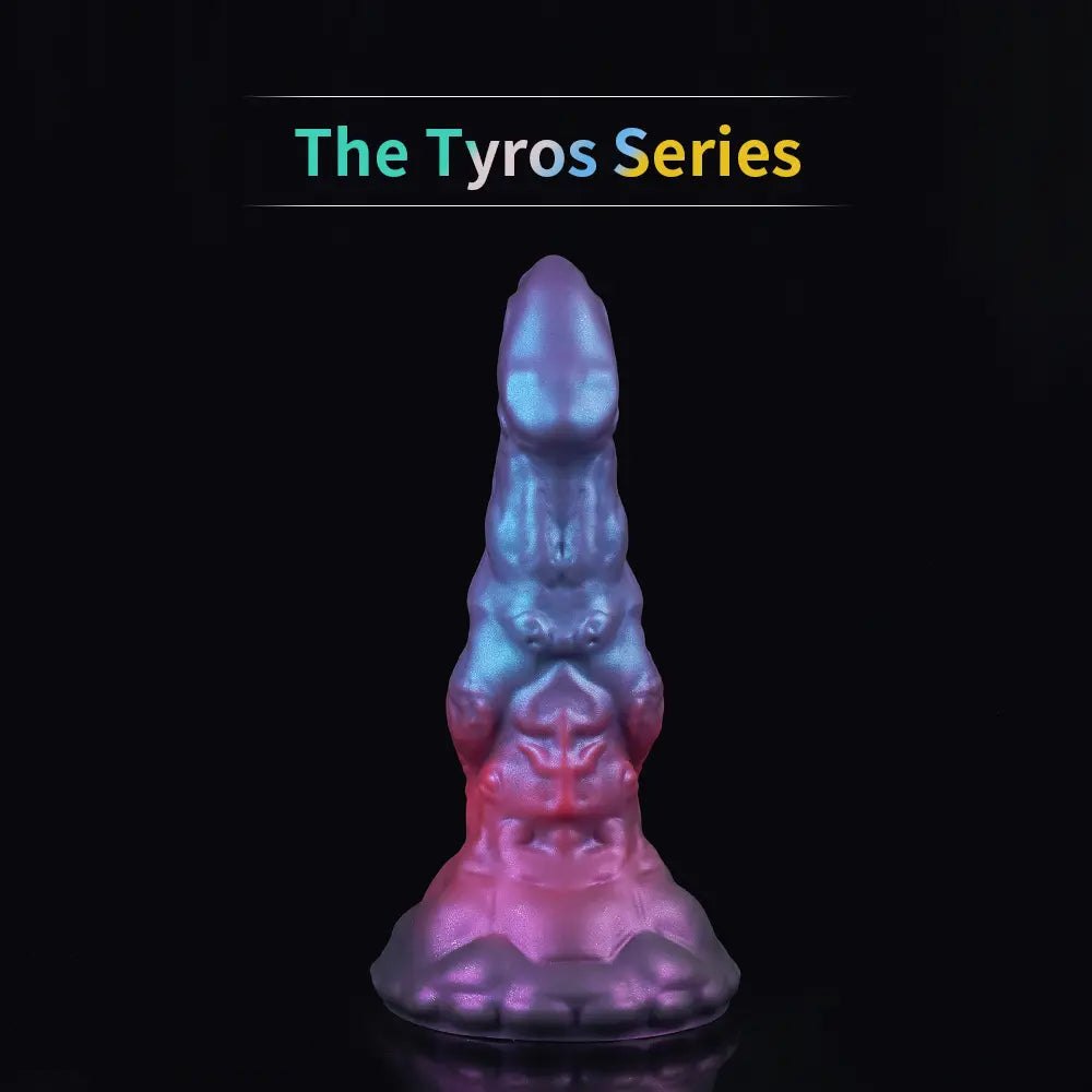 Ridged fantasy silicone dildo with suction cup base, photo 9