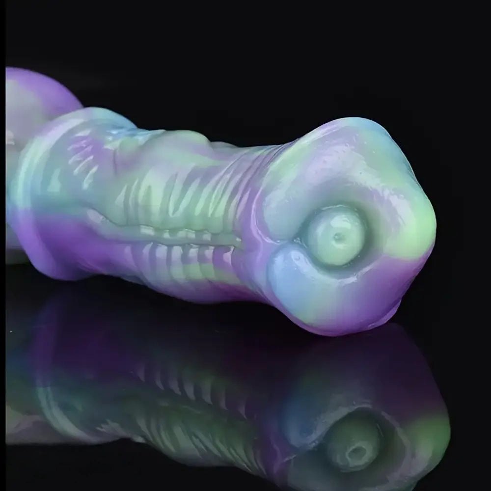 Ridged horse-style silicone fantasy dildo, photo 3