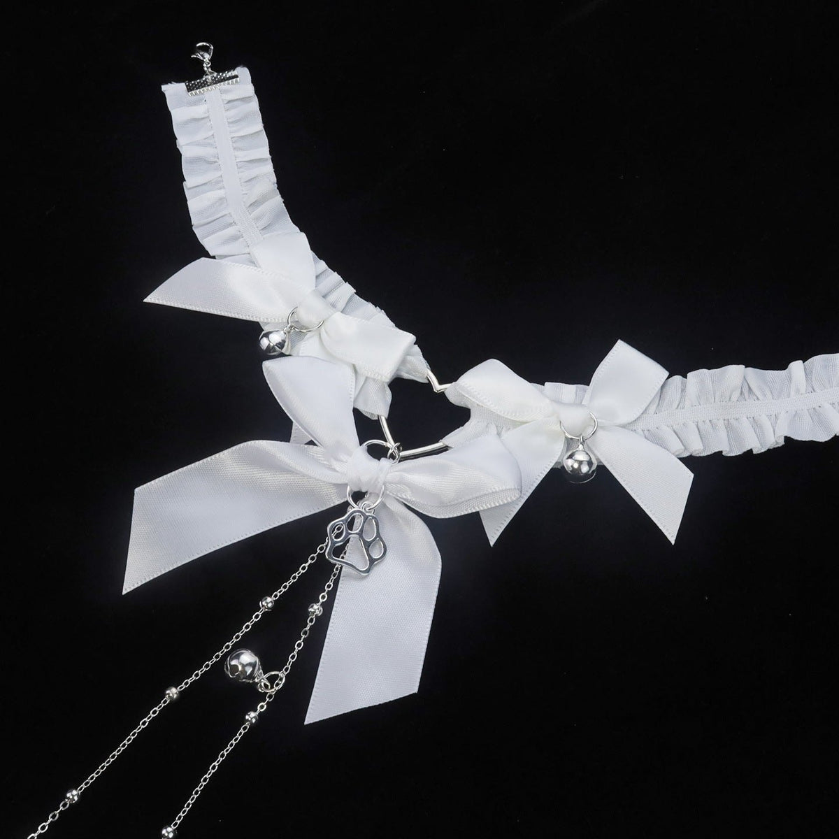 White bow choker with nipple clamps and body chain, photo 4