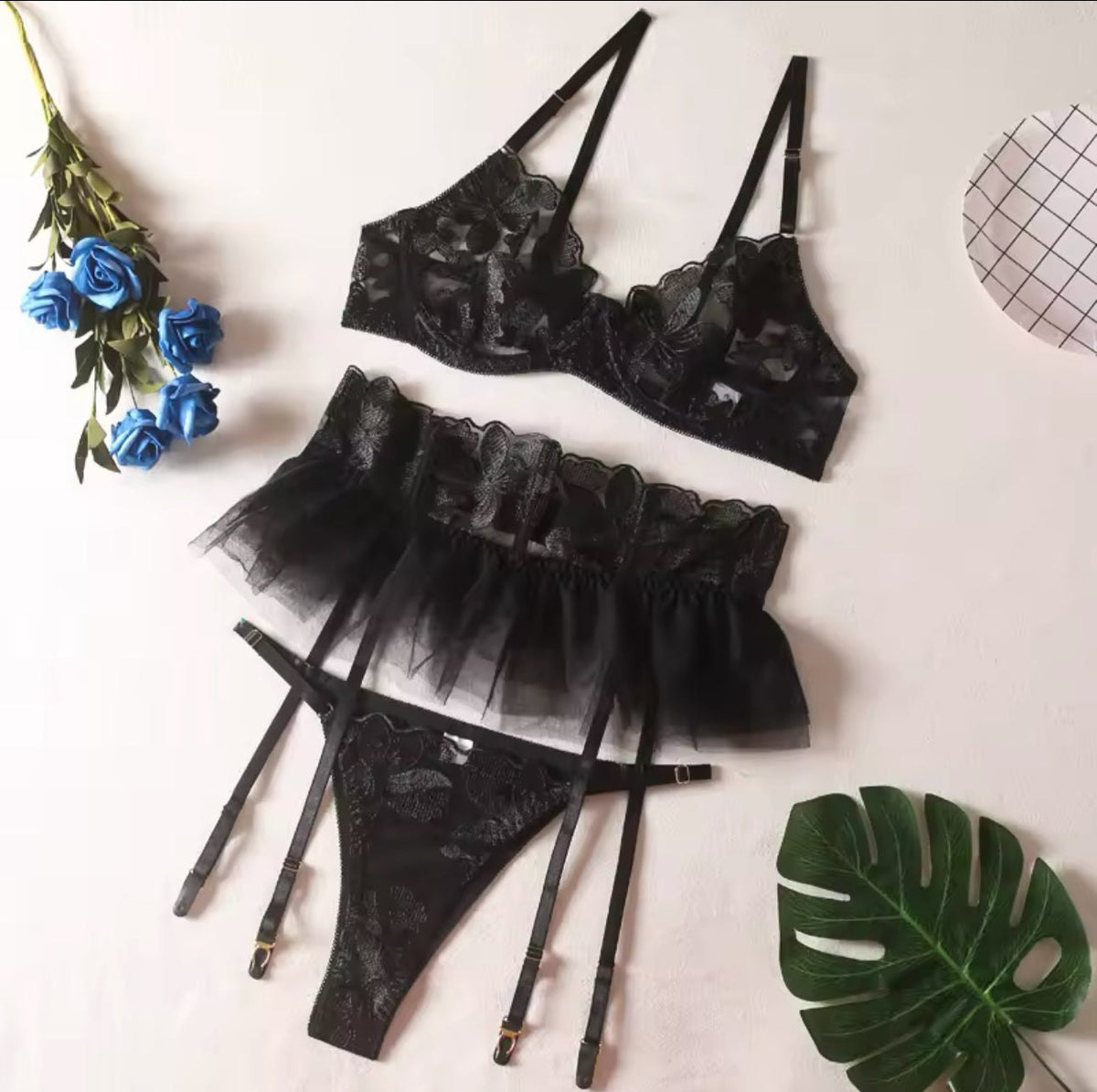 Black ruffled lace bridal garter set