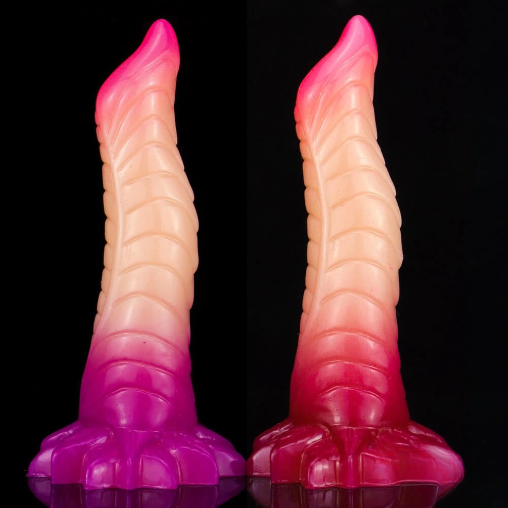 Scaled ombre silicone fantasy dildo, photo 1