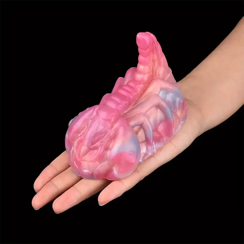 Scorpion shaped fantasy creature dildo, photo 2