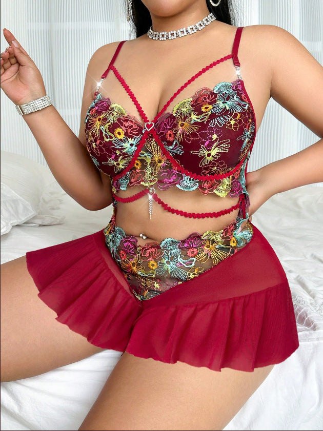 Burgundy plus size sheer mesh floral embroidery bra set
