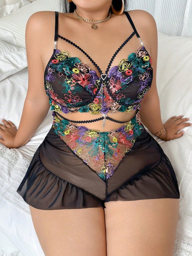 Multicolor plus size sheer mesh floral embroidery bra set