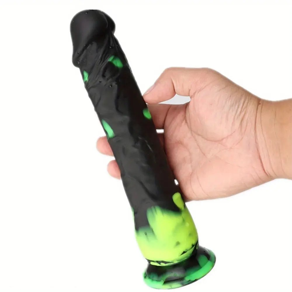 Smooth eggless realistic silicone dildo, photo 1