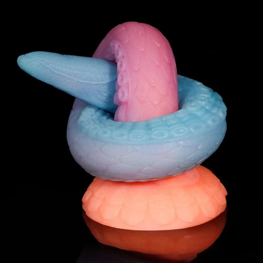 Snake-textured silicone fantasy dildo, photo 8