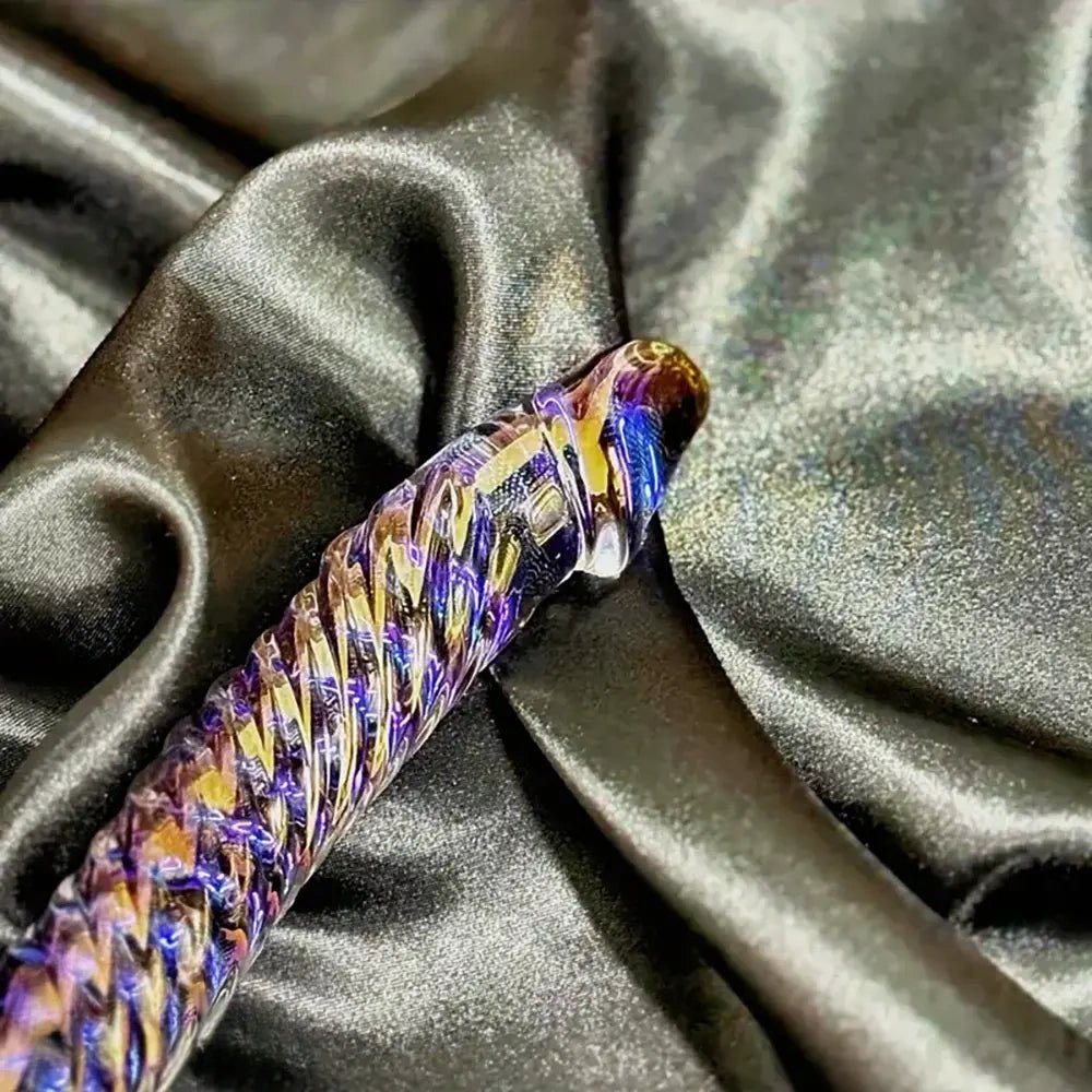 Colorful spiral textured glass dildo, photo 8