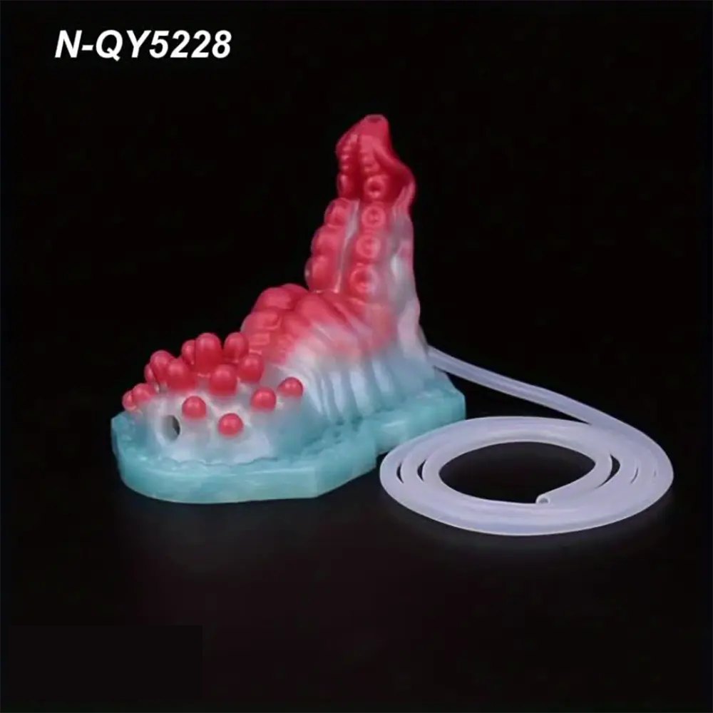 Squirting fantasy creature silicone dildo, photo 2