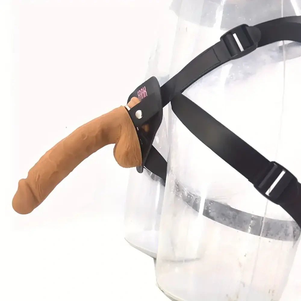 Flesh tone silicone strap-on dildo, photo 2
