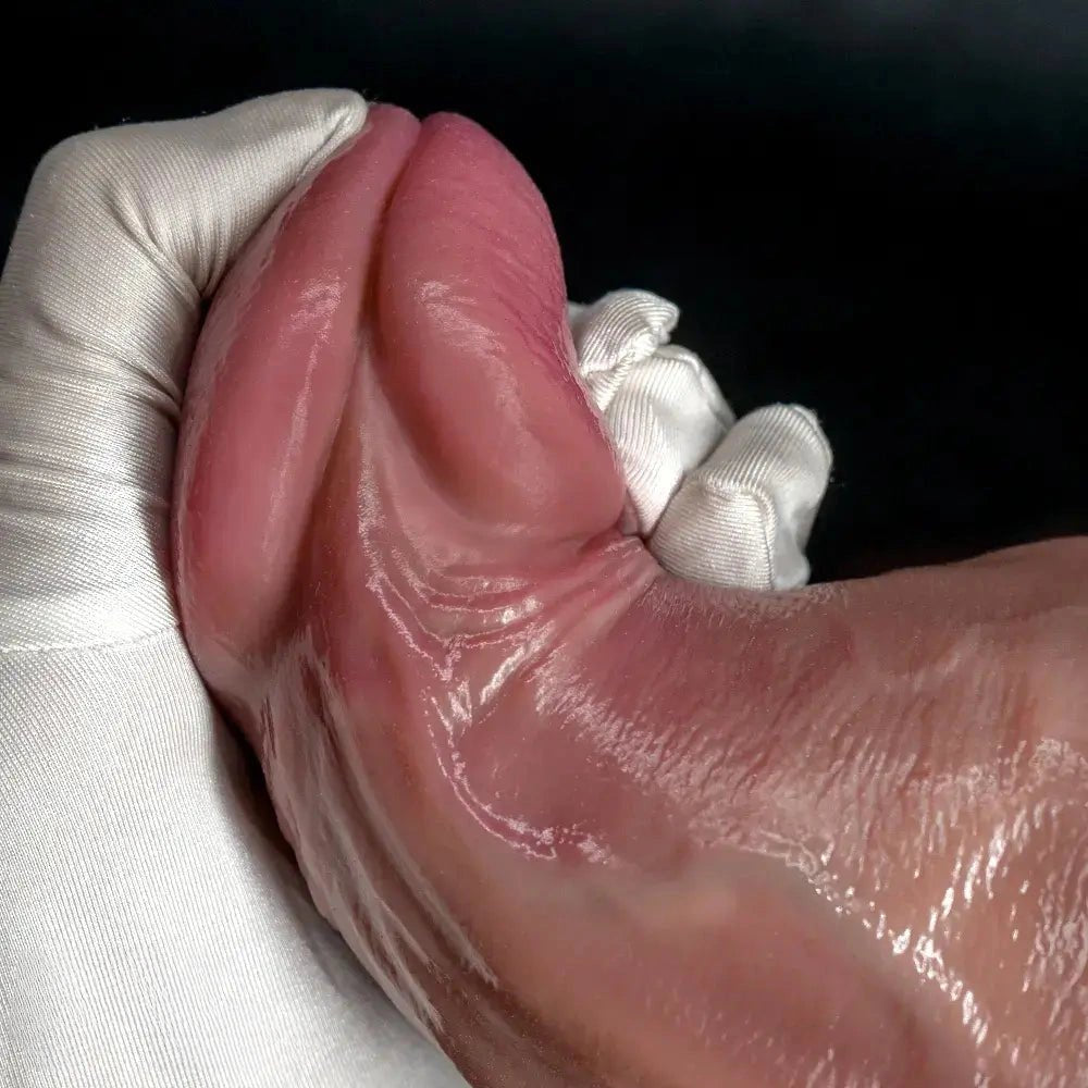 Flesh tone strap on ready dildo, photo 7