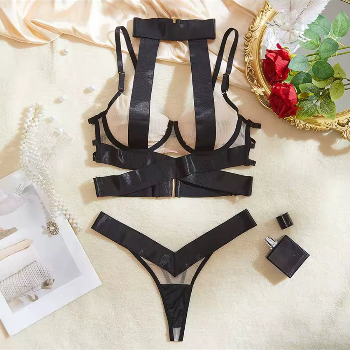 Strappy cutout open cup bra set, photo 2