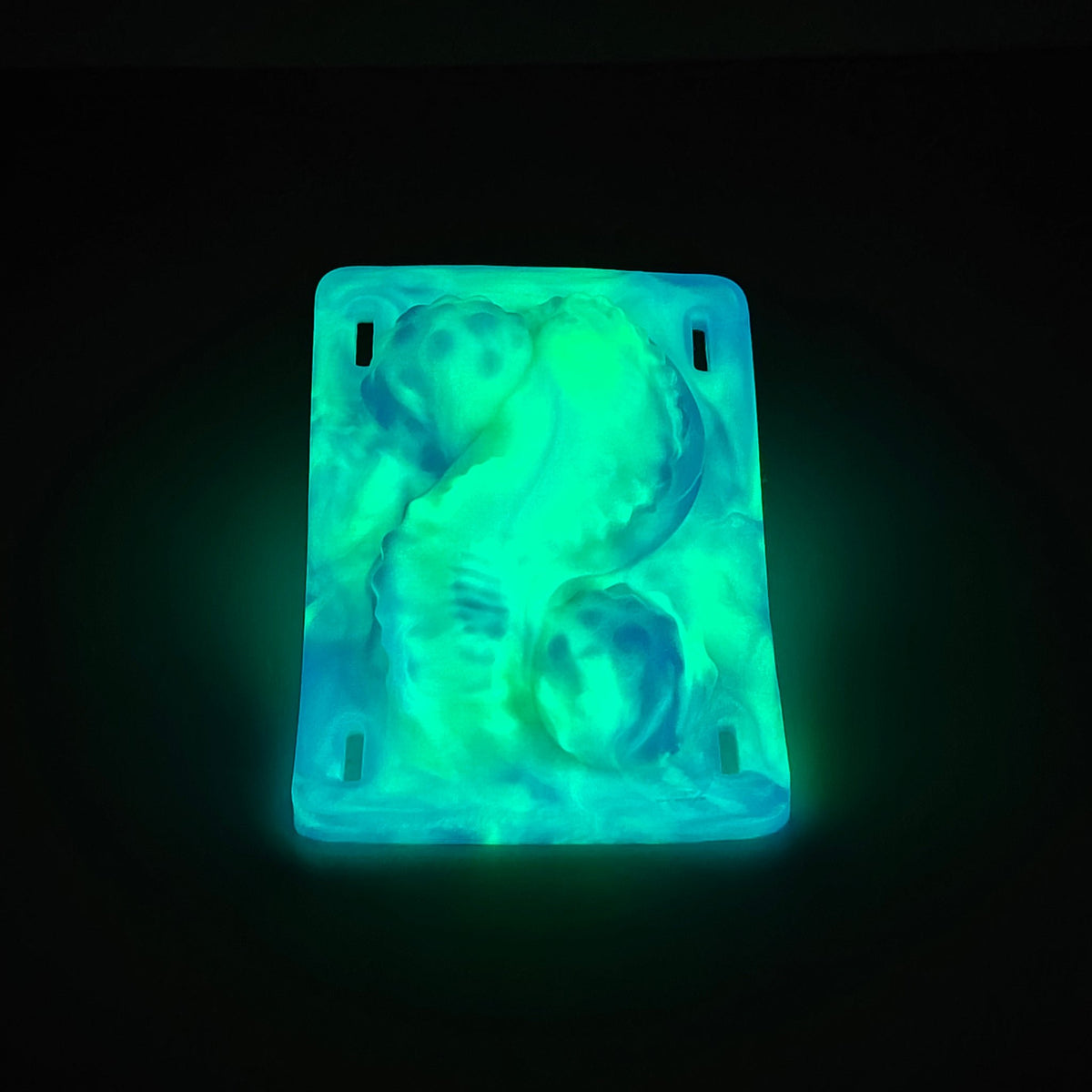 Pastel swirl tentacle suction-cup grinding cushion, photo 4
