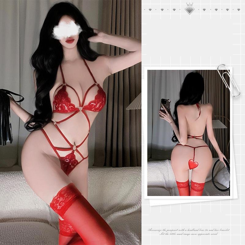 Red three point open crotch lace set