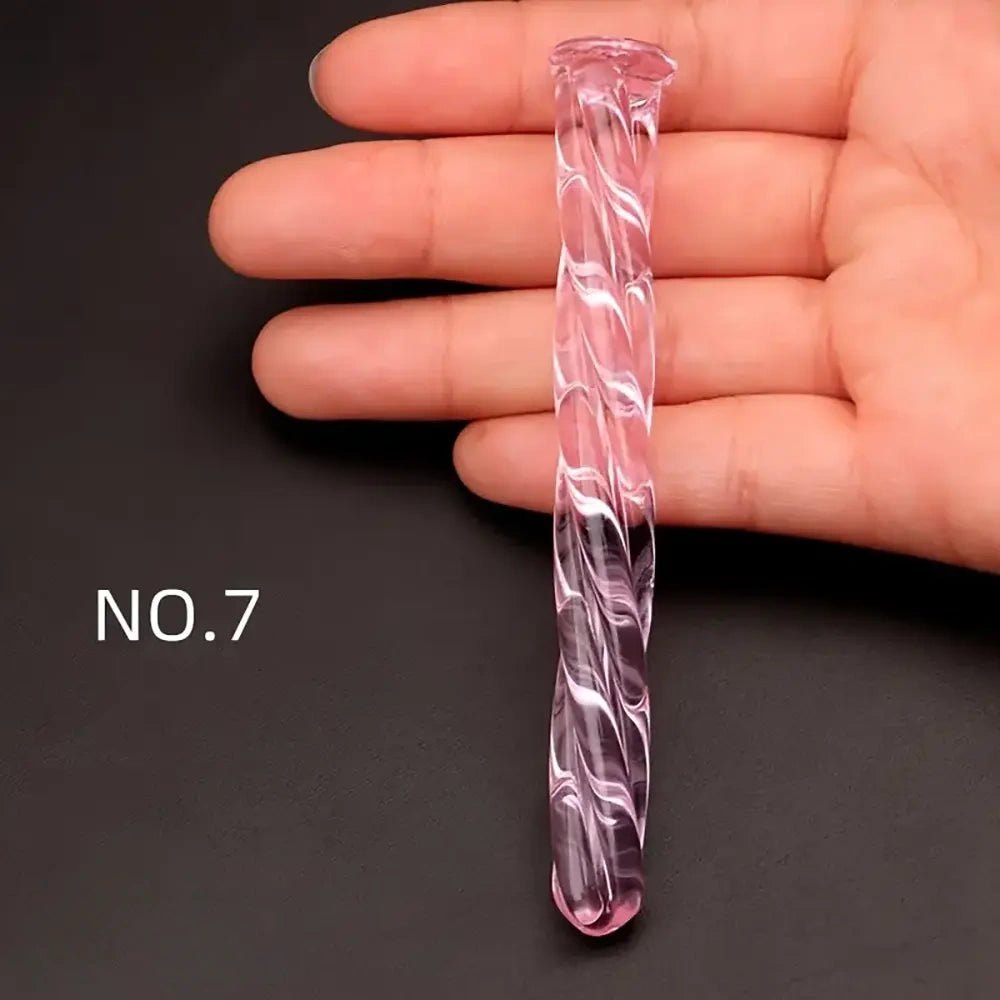 Pink twisted glass dildo, photo 5