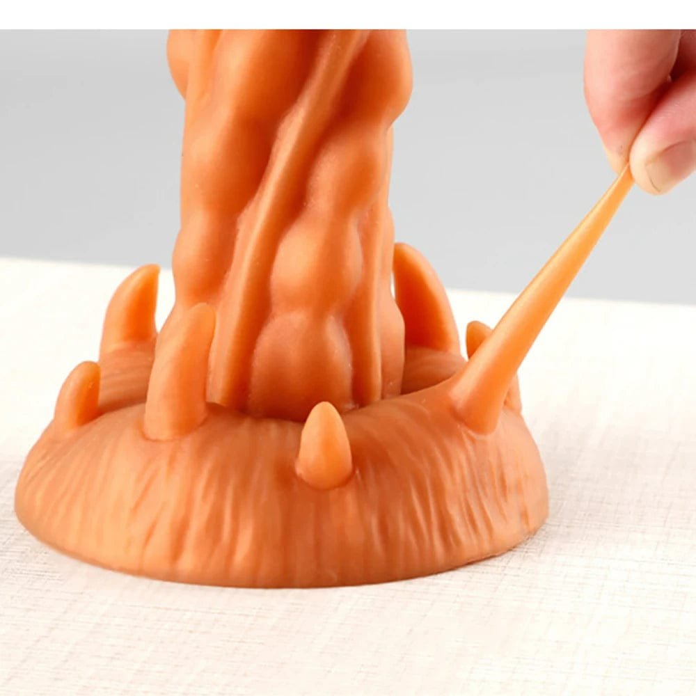 Twisted spiral fantasy dildo with clawed base, photo 3