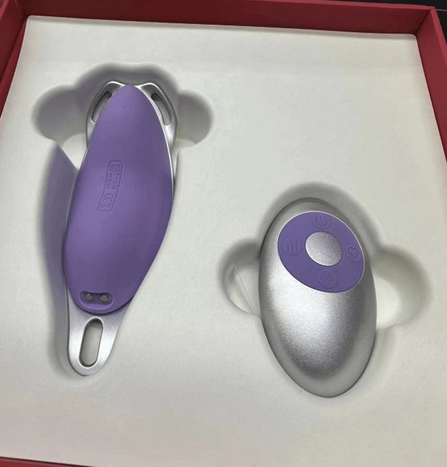 Peach pink wearable clitoral suction vibrator, photo 9